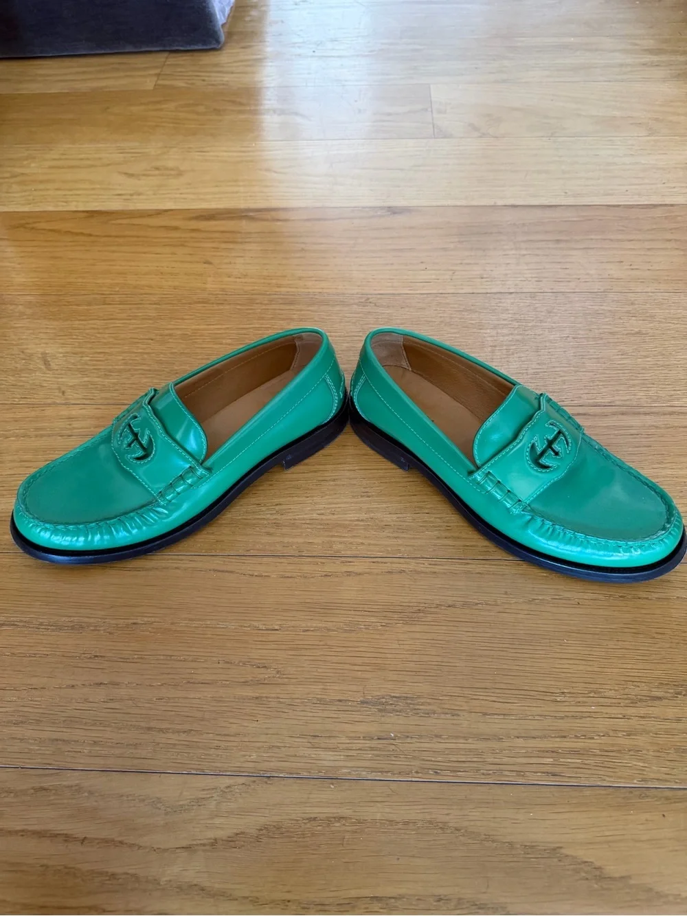Gucci Women’s Green Leather Loafers
